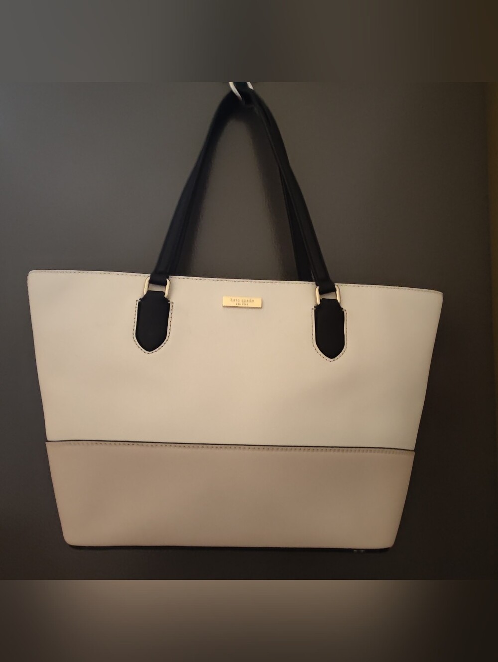 Kate spade laurel way Tote Leather Bag
